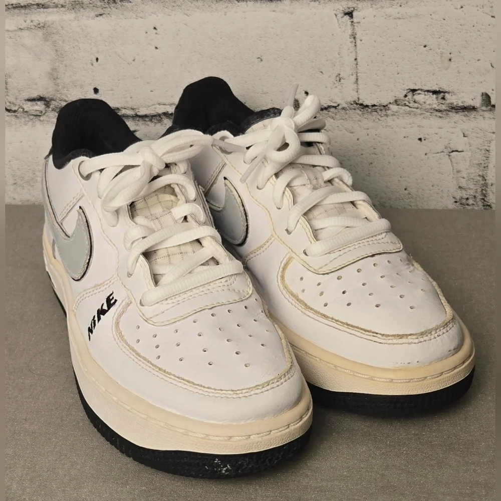 Nike Air Force 1 Low White Black Grey – Youth 3.5Y - Picture 2 of 11